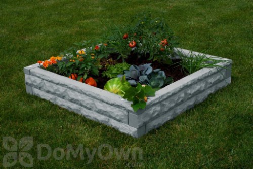 A Raised Bed Garden That's Easy to Setup
